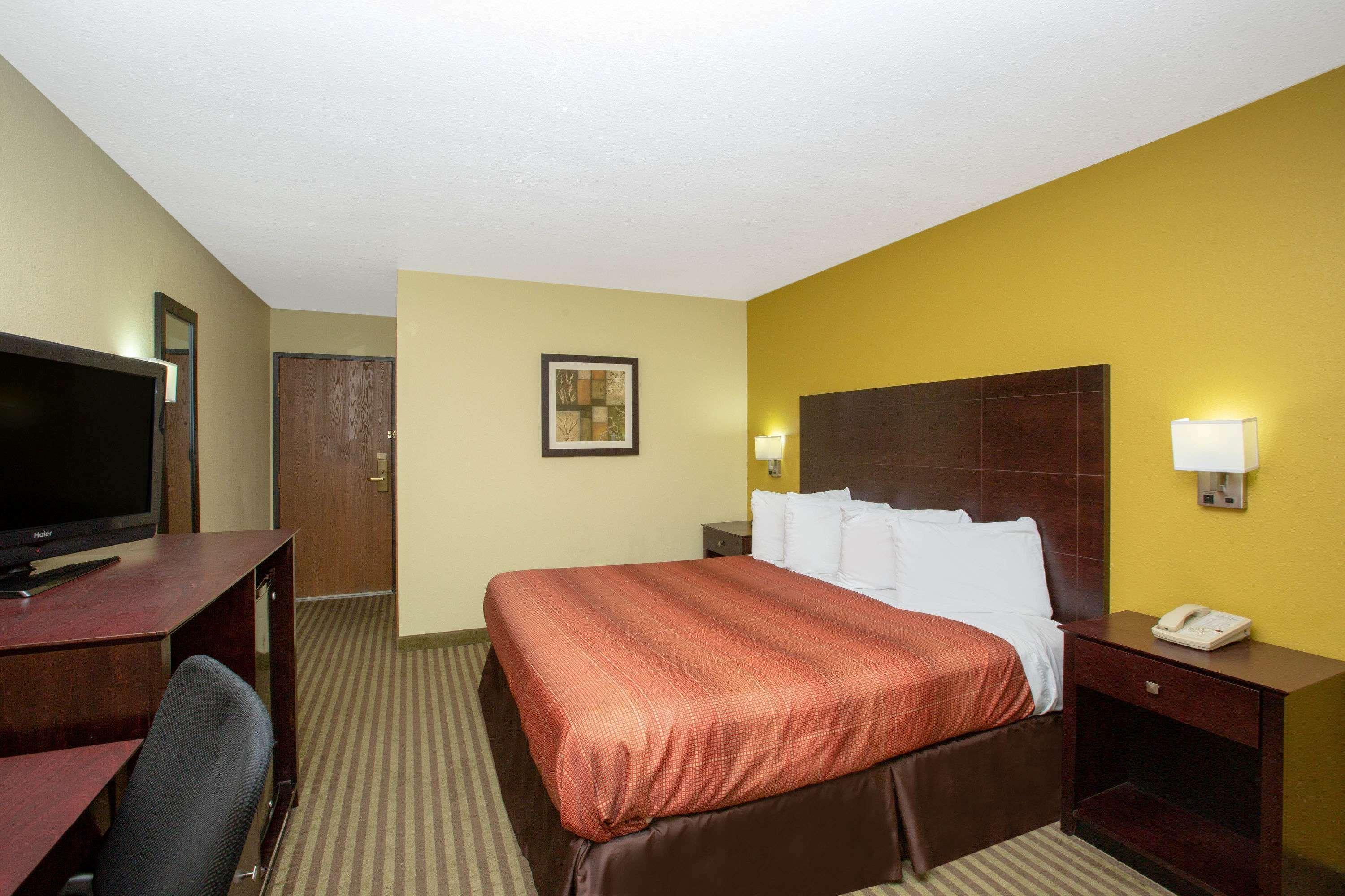 Americinn By Wyndham Каунсил-Блафс Экстерьер фото